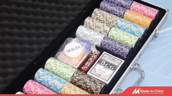 Yh 40mm Casino Chips Gambling Chips RFID High Quality Clay 14G Proker Chips with Denominations 